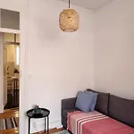 Apartment Charming To Rent Lisbon