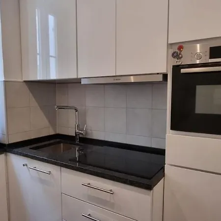 Charming To Rent *